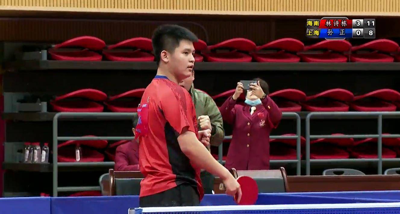 琼斯在谈到 琼斯在谈到